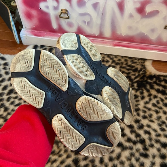 Sold!!!! - Picture 5 of 7